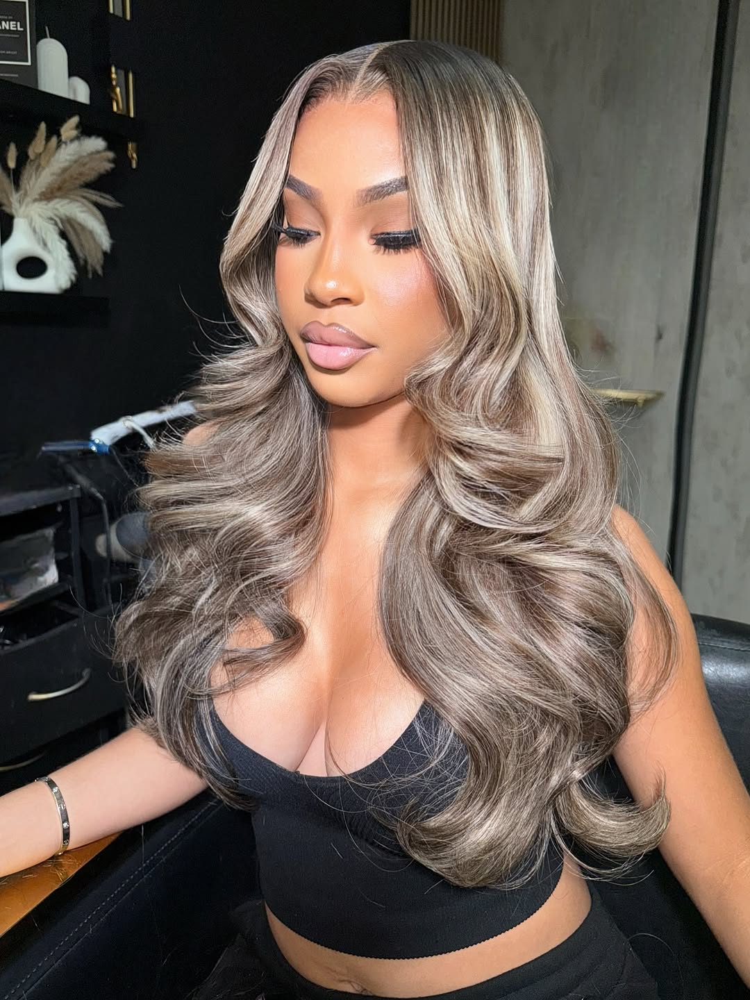 HOUSTON Biscotti Wig